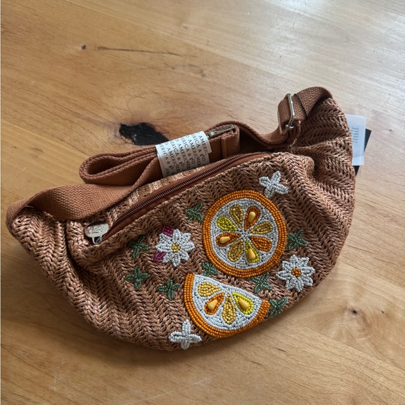 NWT MAKE LEMONADE RAFFIA EMBELLISHED
FANNY SLING BAG - Picture 4 of 4